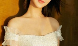 杨紫最小爆料视频播放,揭秘童年趣事引网友热议