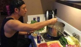 武汉吃饭爆料事件视频,一场视频引发的饮食安全热议