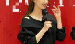 娱乐圈近期爆料顶流小花,顶流小花神秘恋情曝光，真相令人咋舌