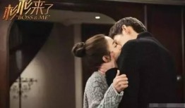 王菲爆料赵丽颖吻戏视频,甜蜜瞬间引网友热议